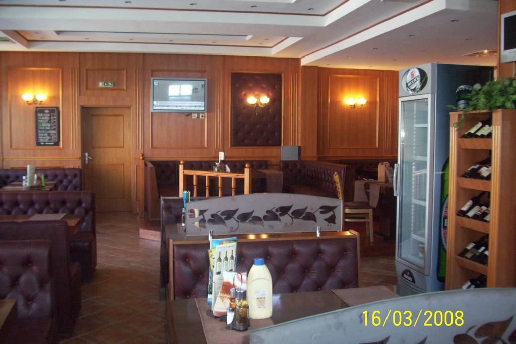 Hotel Atol Slantschew brjag Exterior foto